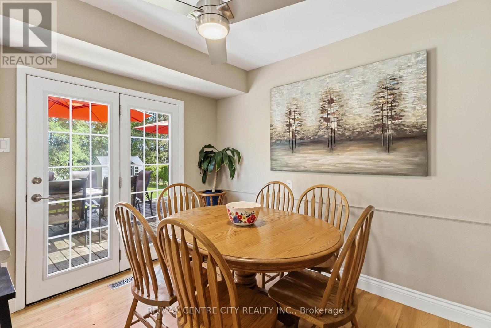 639 DUNBOYNE CRESCENT - 15