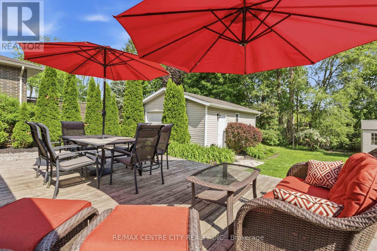 639 DUNBOYNE CRESCENT - 46