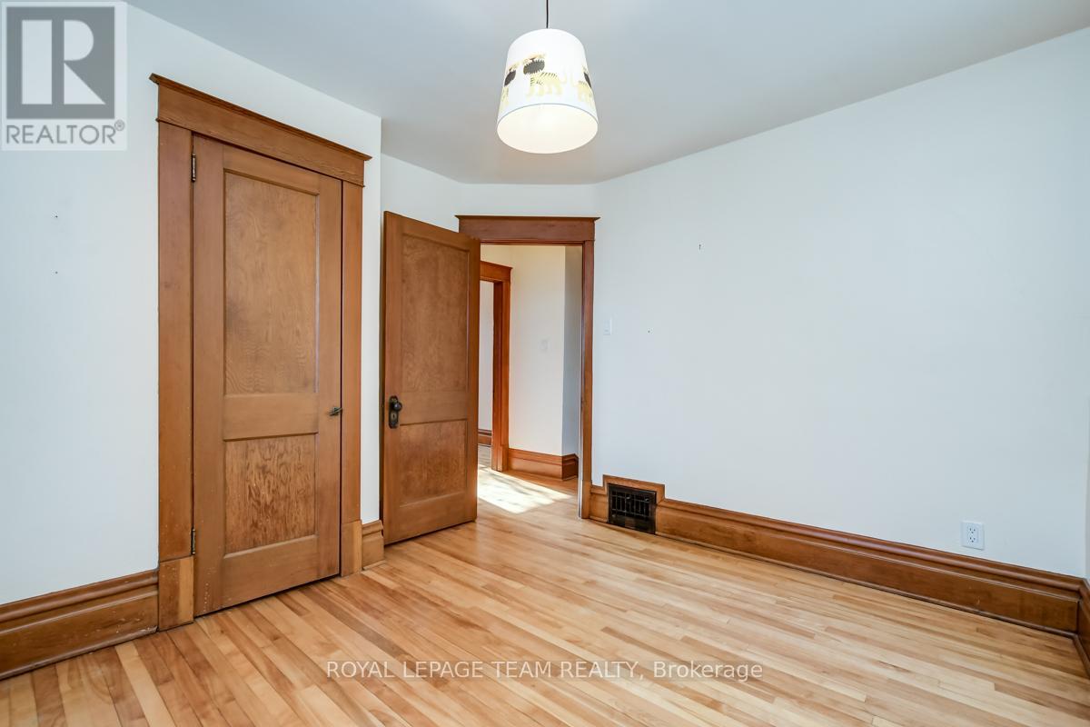 3 Bed, 1 Bath House for Rent in Ottawa – 995 GLADSTONE AVENUE, Ottawa – MLS# X13480428 - Image 19