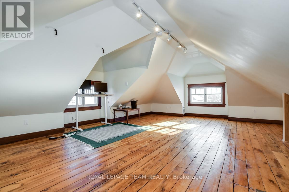 3 Bed, 1 Bath House for Rent in Ottawa – 995 GLADSTONE AVENUE, Ottawa – MLS# X13480428 - Image 22