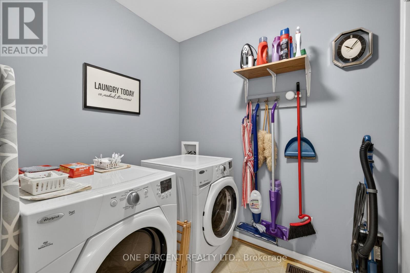 18 DR. GORDON CRESCENT - 25