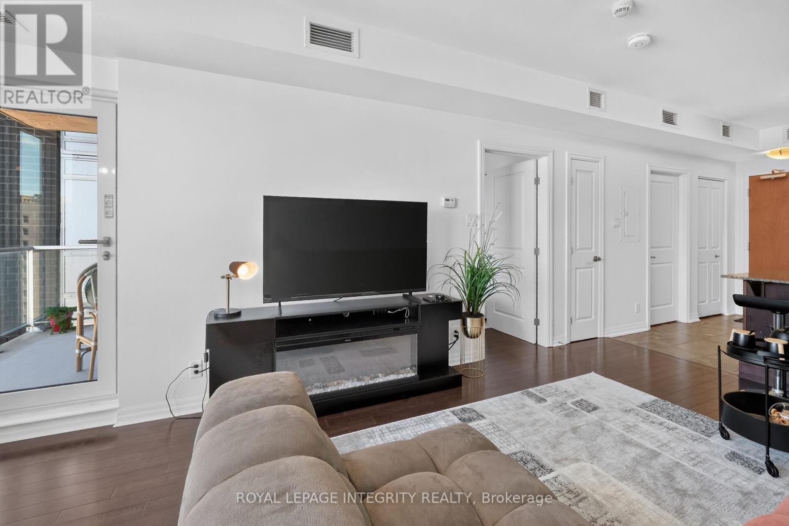 1 Bed, 1 Bath House for Rent in Ottawa – 2505 – 242 RIDEAU STREET, Ottawa – MLS# X13480634 - Image 24
