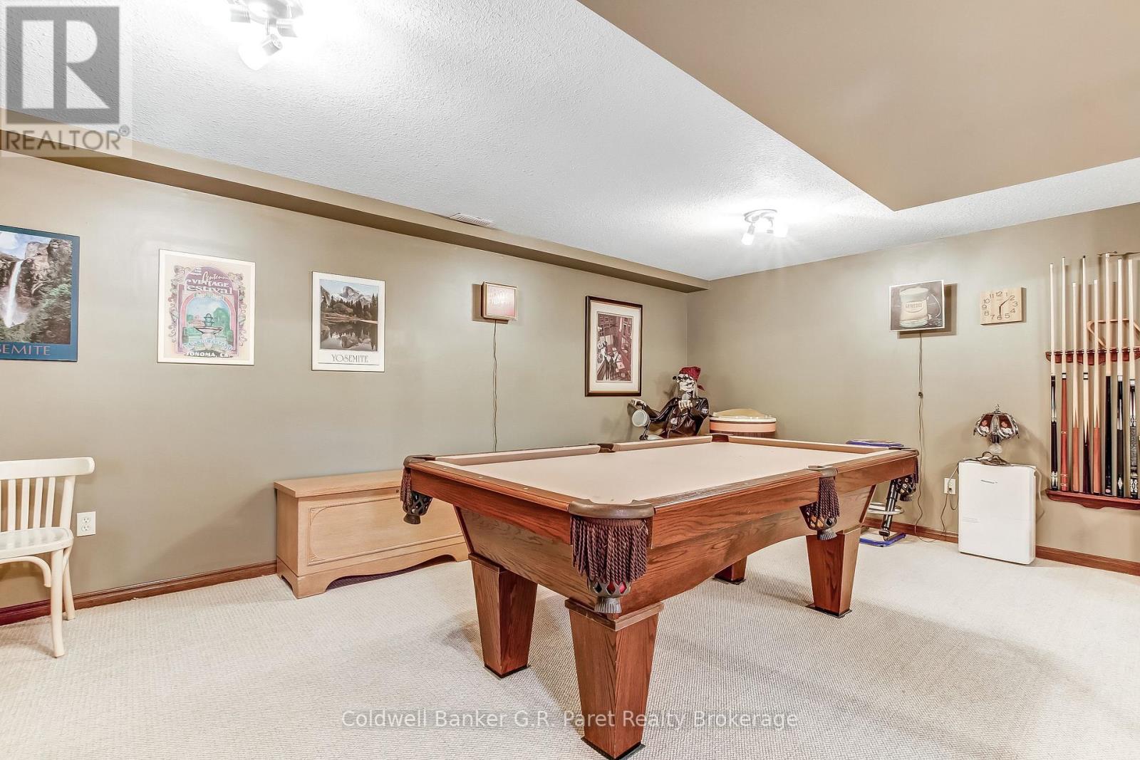 28 PEGGY AVENUE - 23