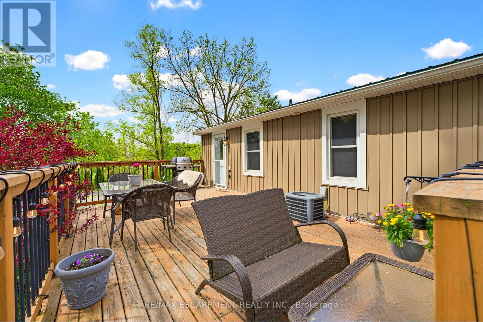 1390 MCKENZIE ROAD - 22