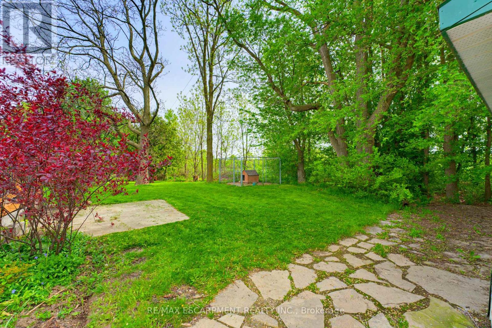 1390 MCKENZIE ROAD - 27
