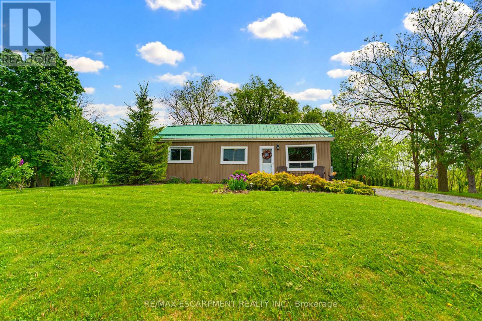 1390 MCKENZIE ROAD - 3