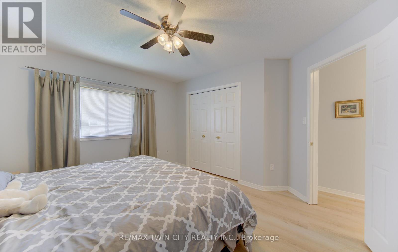 460 LANGLAW DRIVE - 15