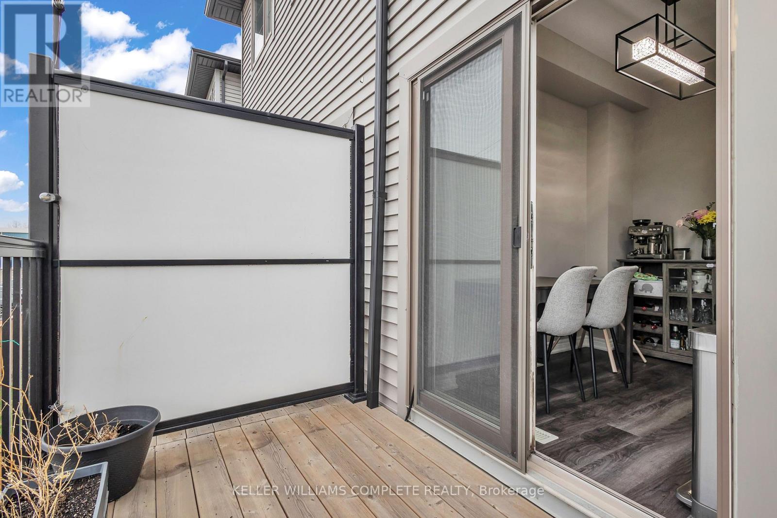 #116 575 WOODWARD AVENUE - 25