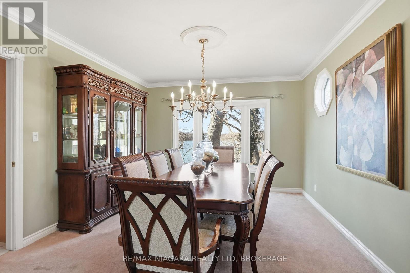 50 HENLEY DRIVE - 3