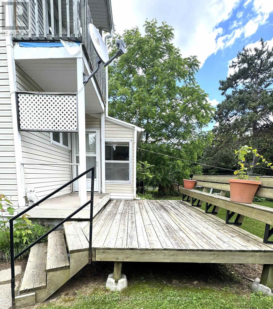 927-931 LAURIER STREET - 3