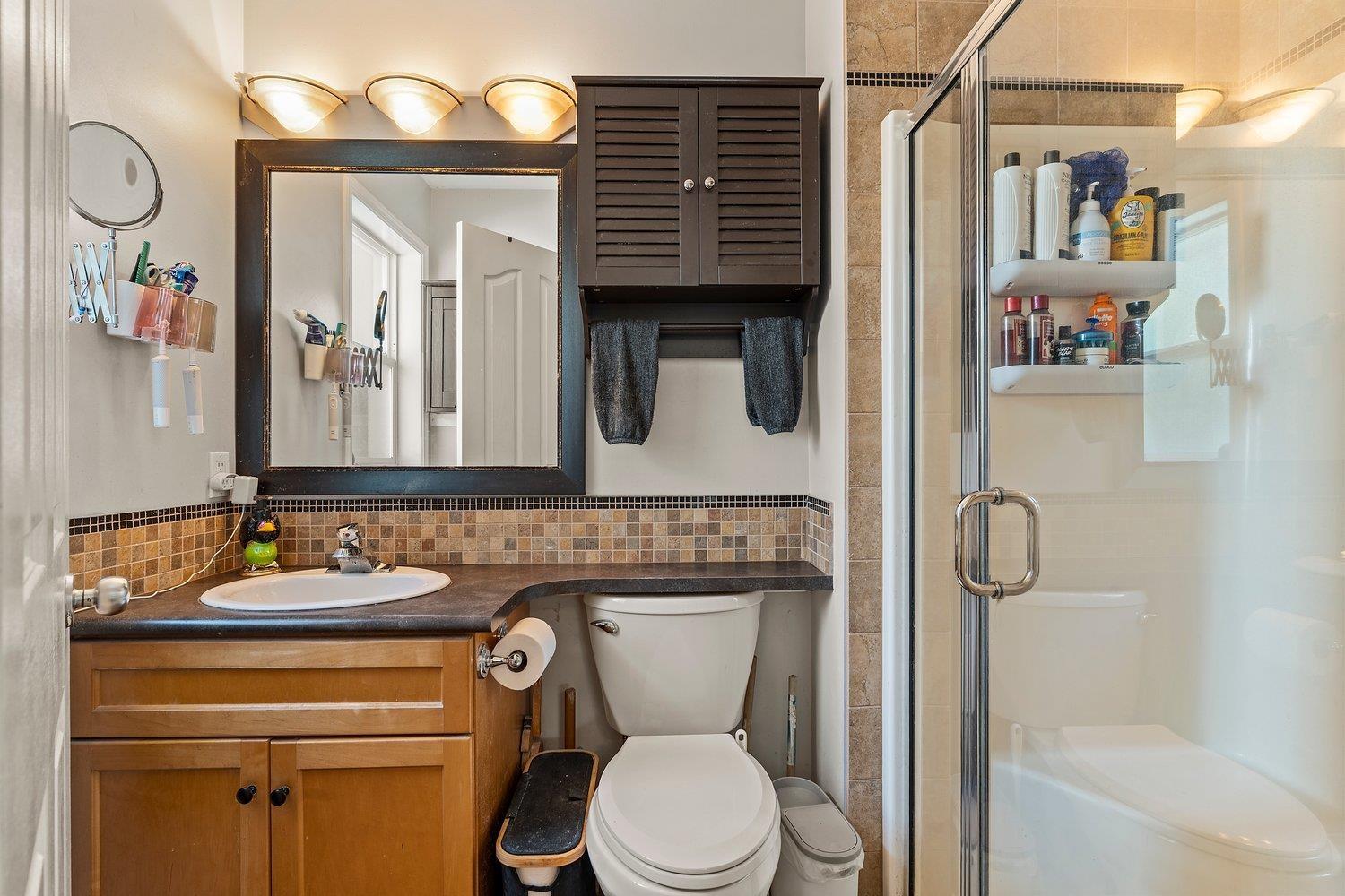 46017 SHERWOOD DRIVE, Promontory, Chilliwack