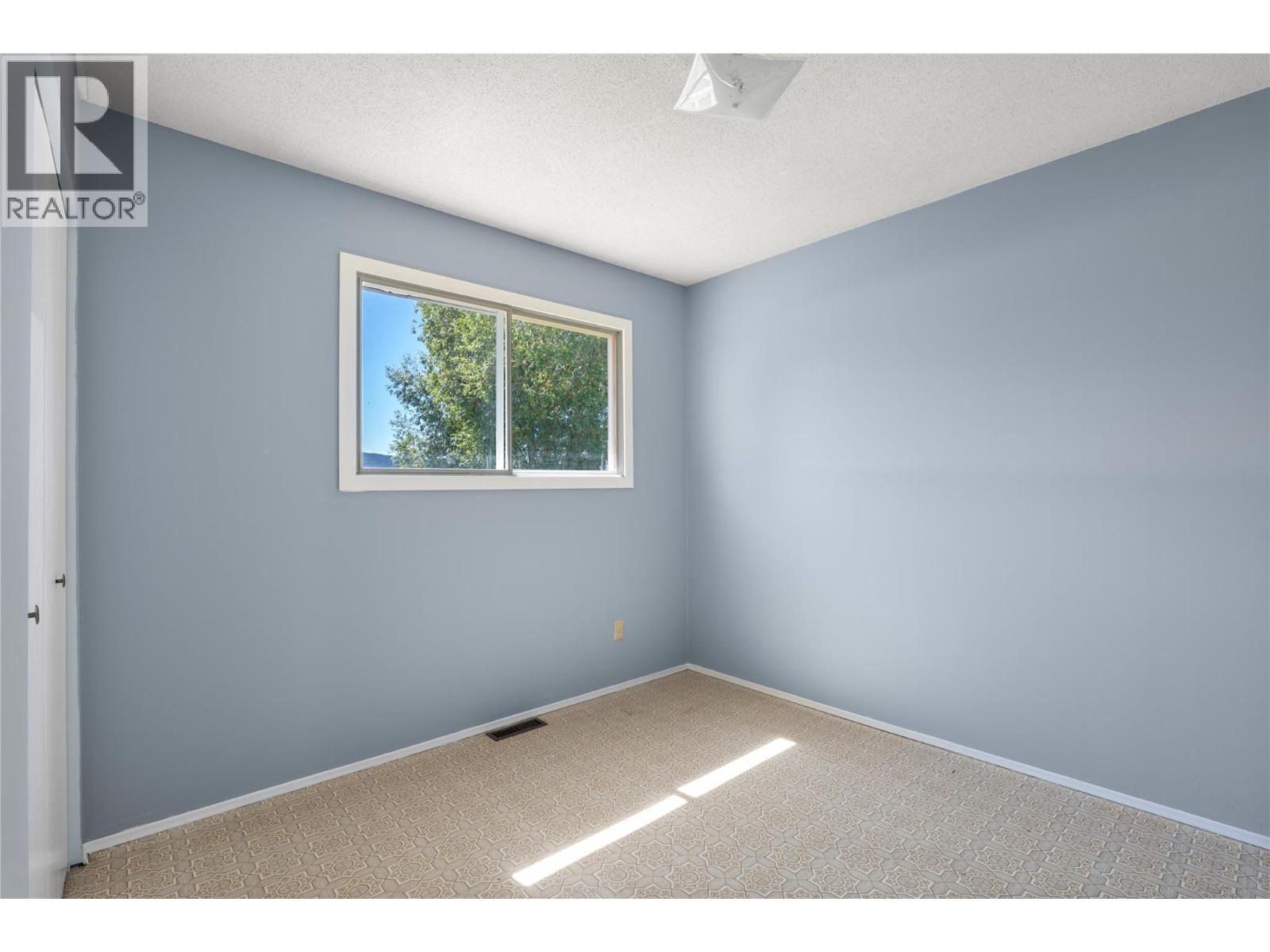 441 Opal Drive - 12