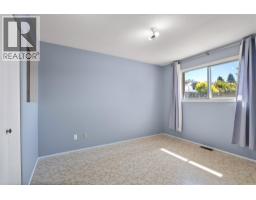4pc Bathroom - 441 Opal Drive, Logan Lake, BC V0K1W0 Photo 11