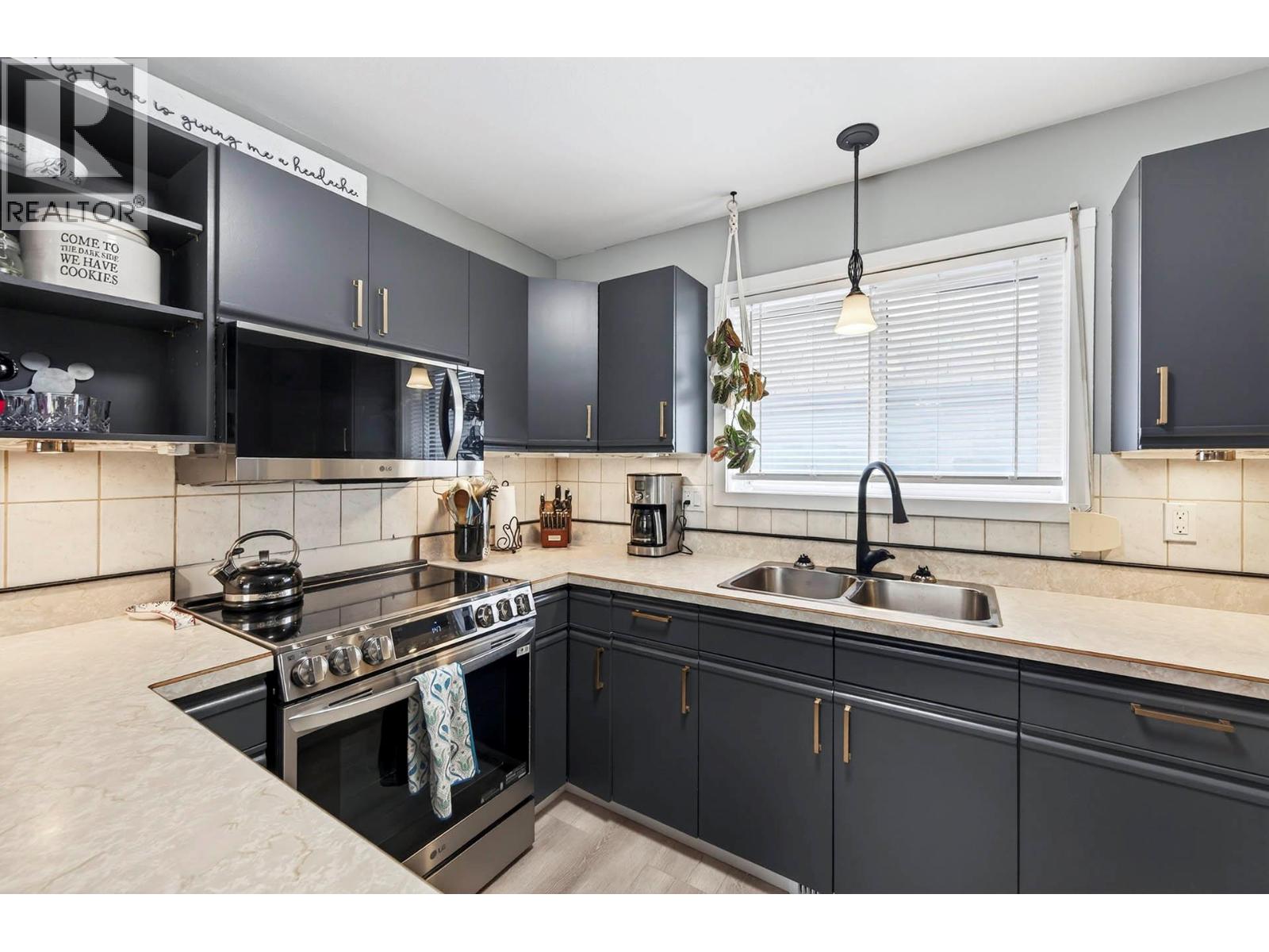 1018 HILLSIDE Avenue - 14