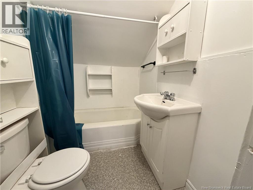 80 rue St-Antoine - 19
