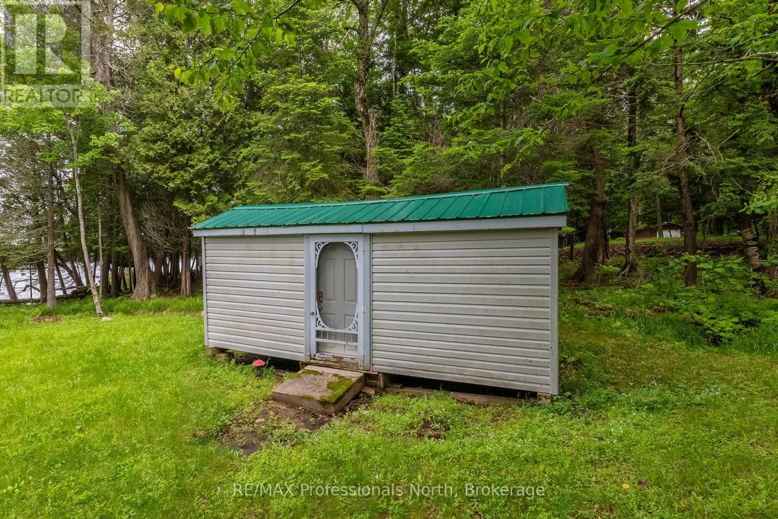 339 SUNNYLEA AVENUE - 4