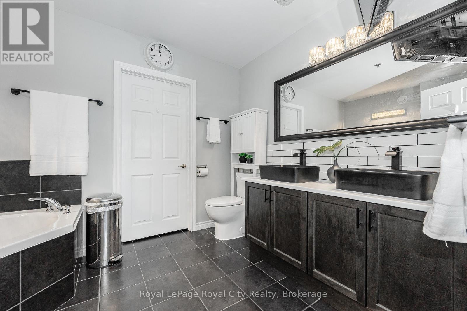 #102 308 WATSON PARKWAY N - 15
