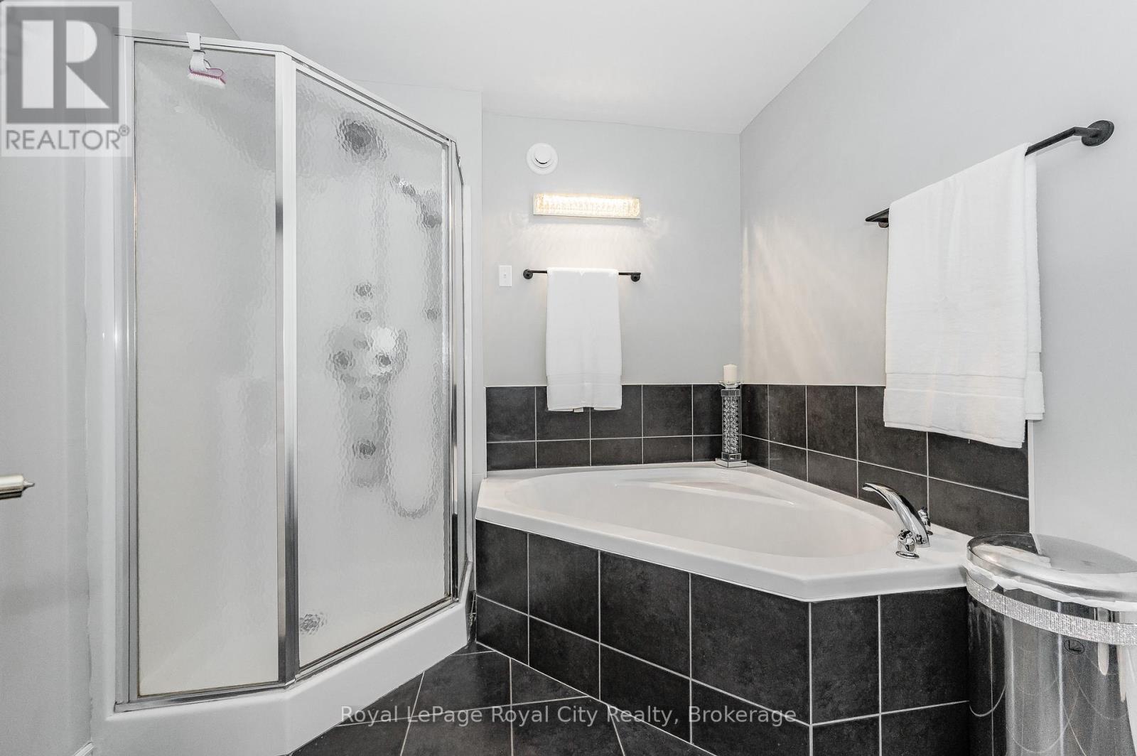 #102 308 WATSON PARKWAY N - 16