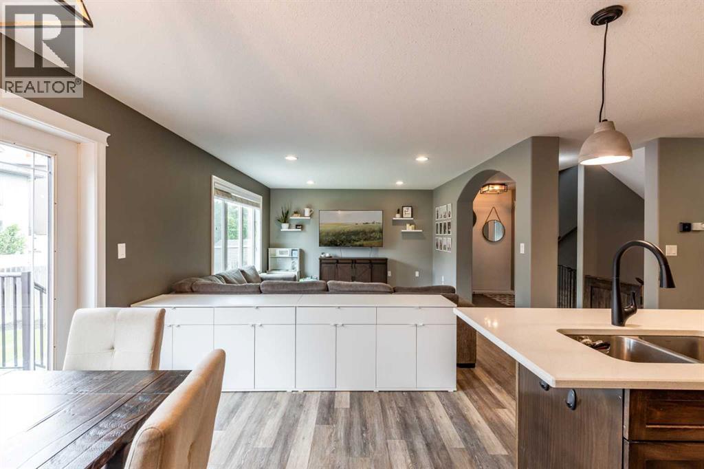 596 Vista Drive SE — photo 13
