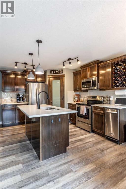 596 Vista Drive SE — photo 18