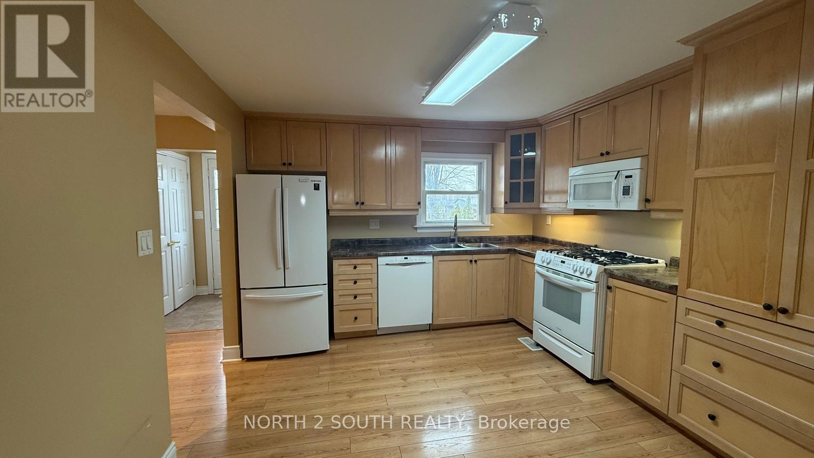 1125 SHORE ACRES DRIVE - 10