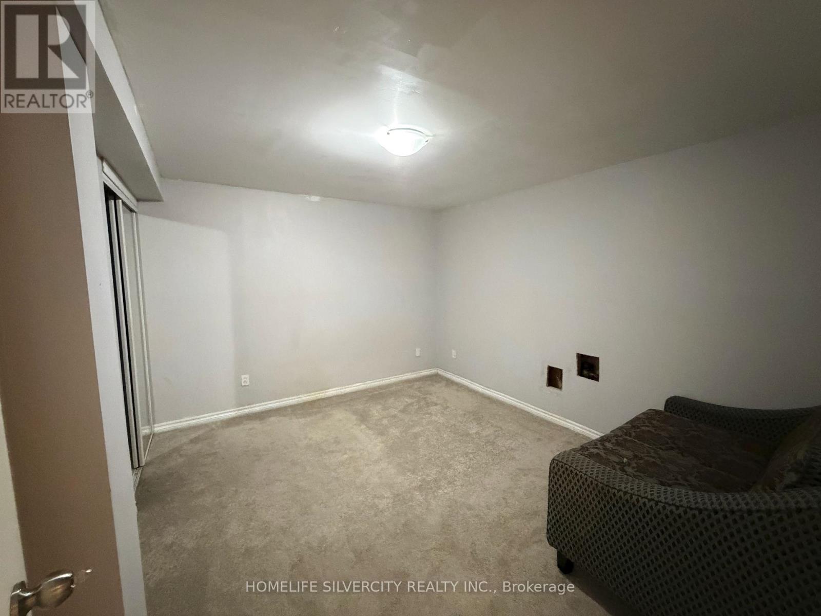 45 PIANE AVENUE - 32