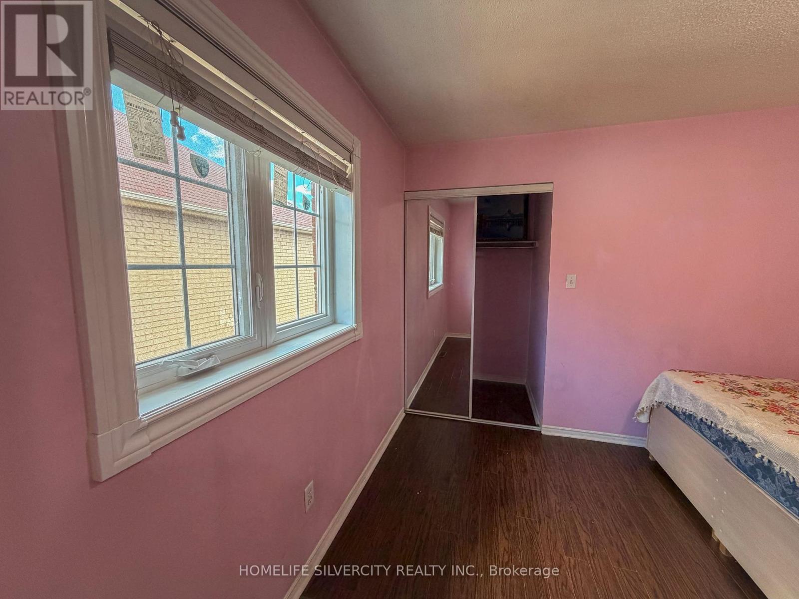 45 PIANE AVENUE - 42