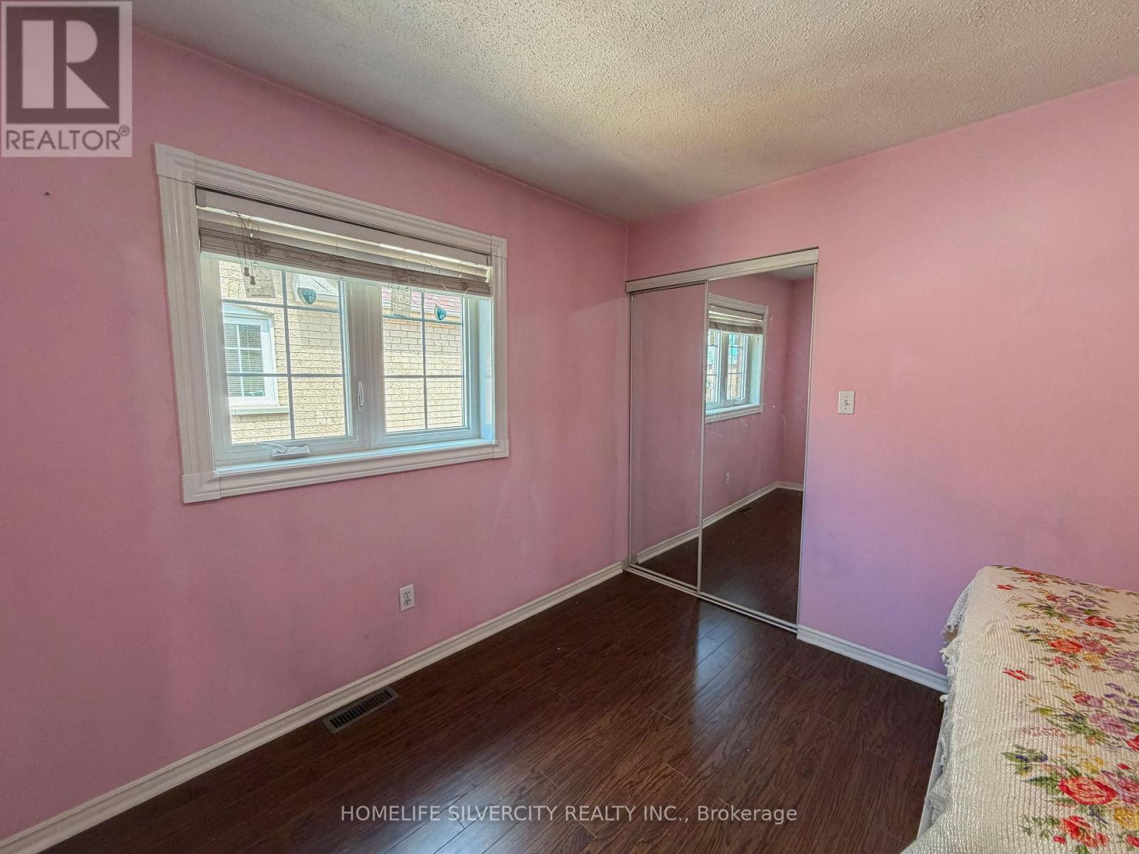 45 PIANE AVENUE - 43