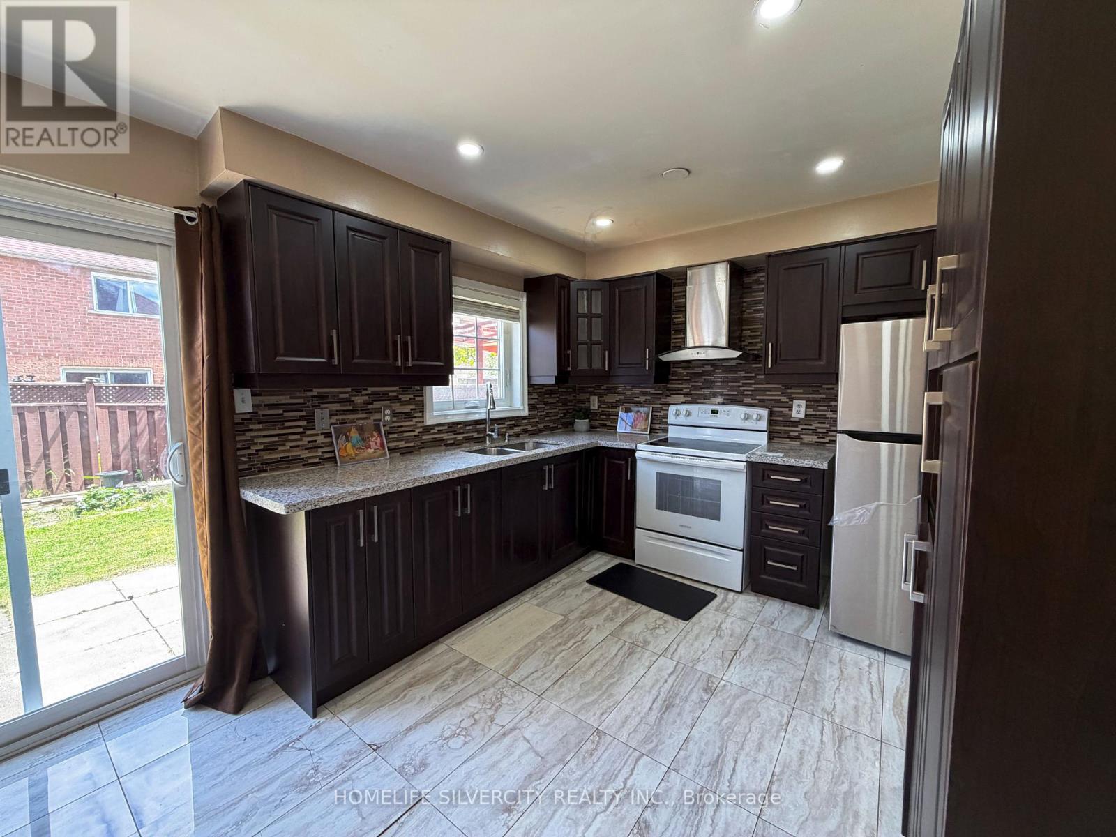 45 PIANE AVENUE - 45