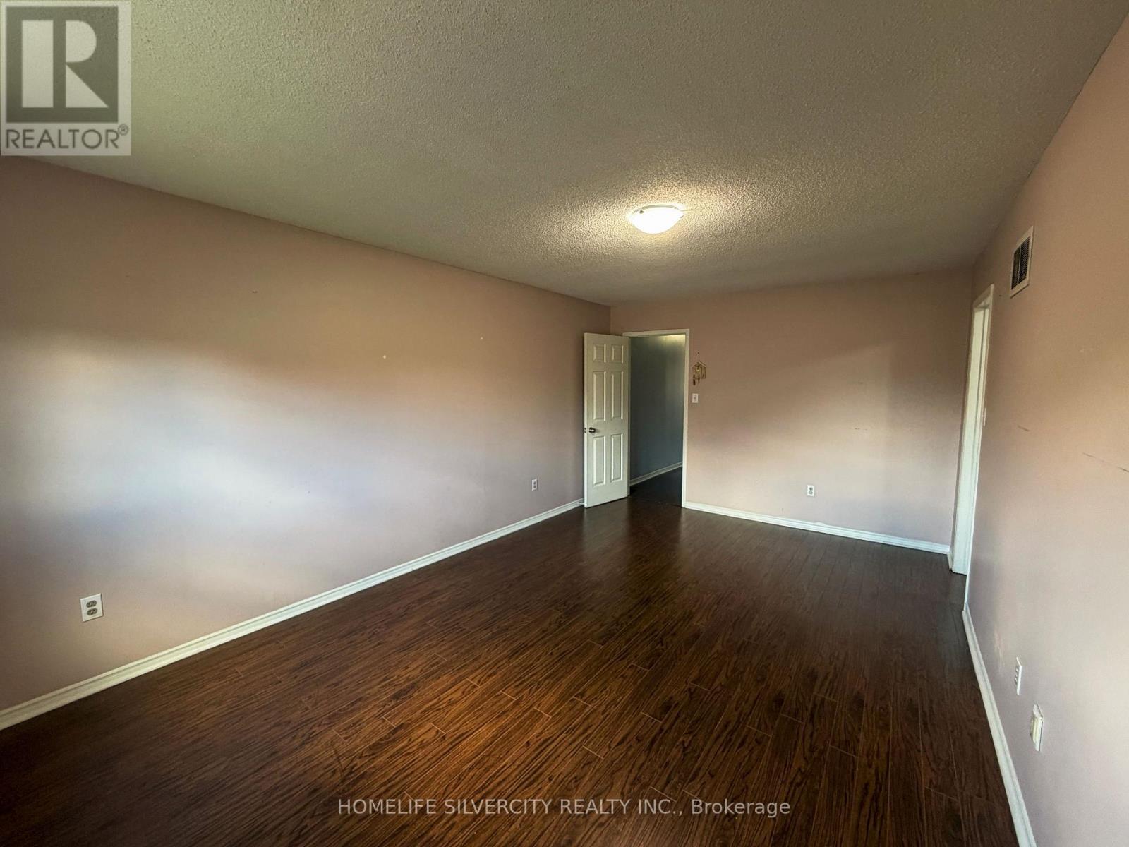 45 PIANE AVENUE - 39
