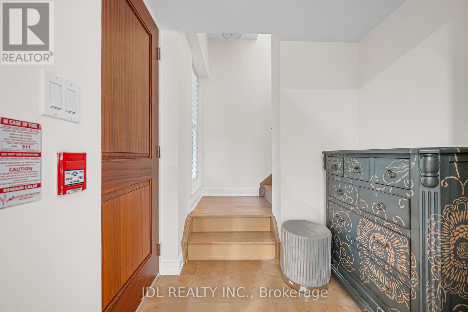 #TH07 761 BAY STREET - 2