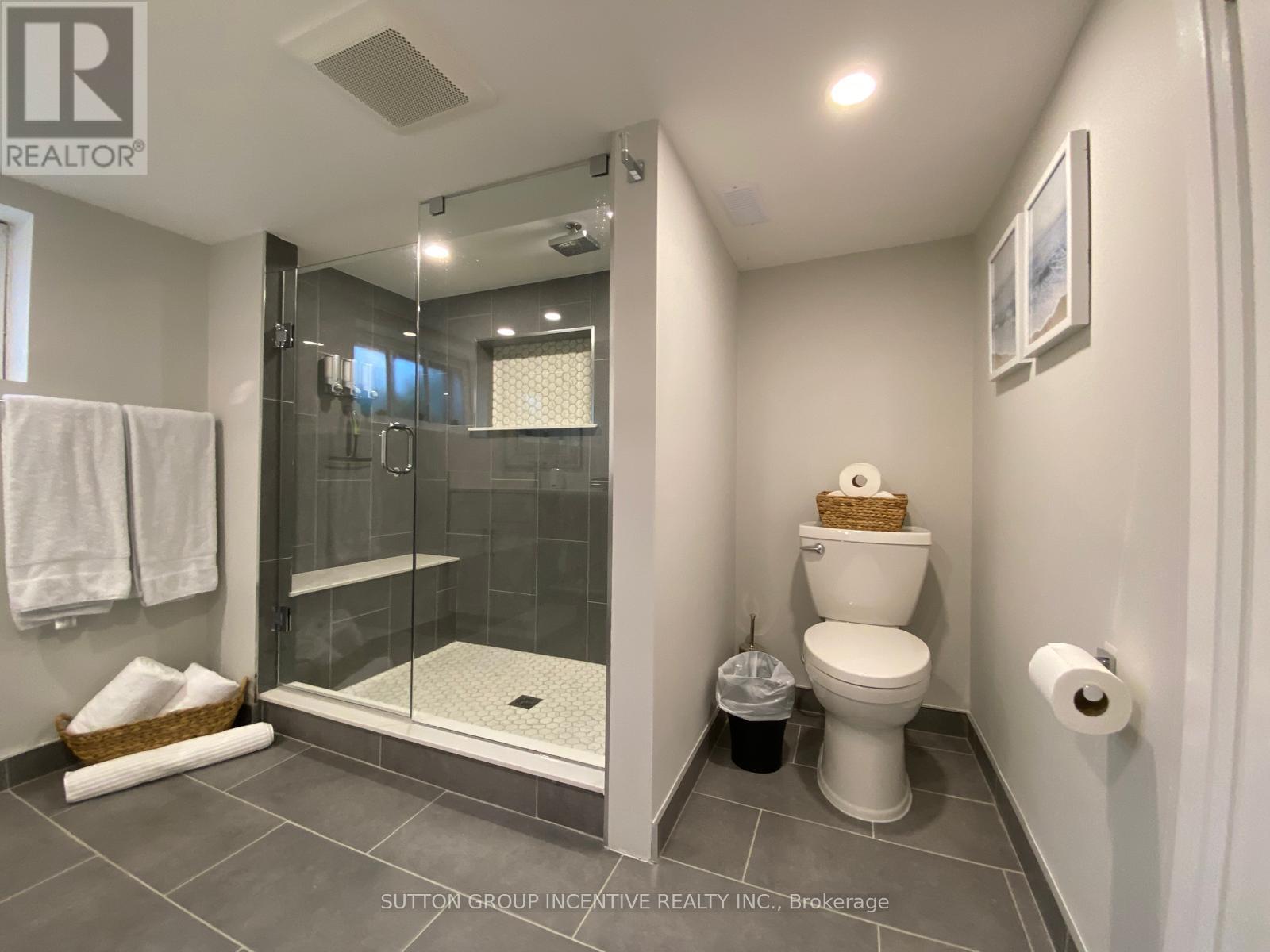 5151 KITCHENER STREET - 5