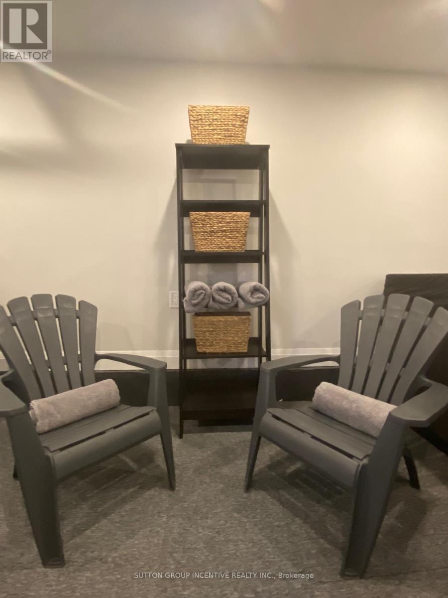 5151 KITCHENER STREET - 6