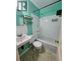 22 Gannet Crescent, Kitimat, BC V8C1P3 Photo 6