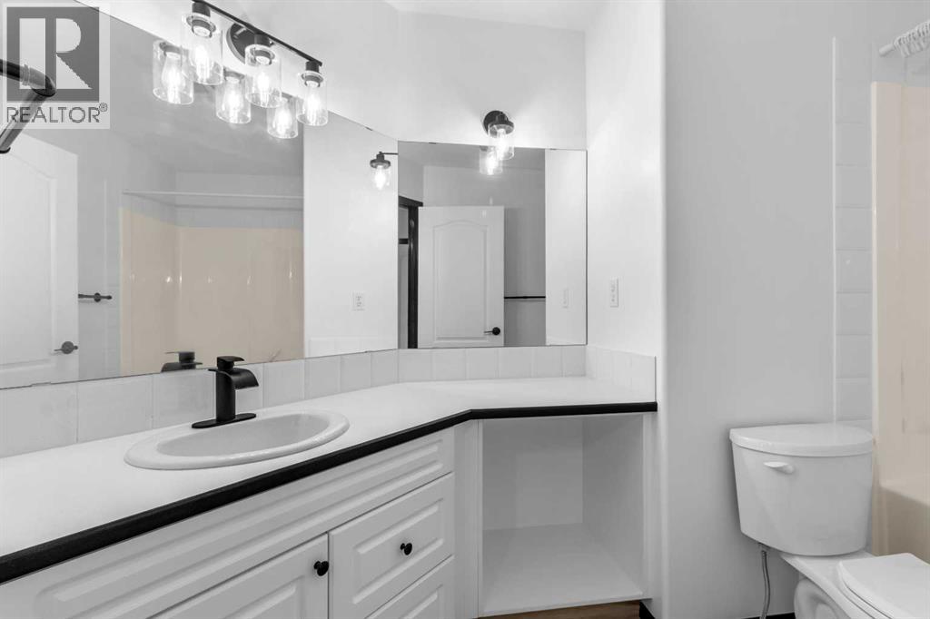61 Premiere Crescent — photo 14