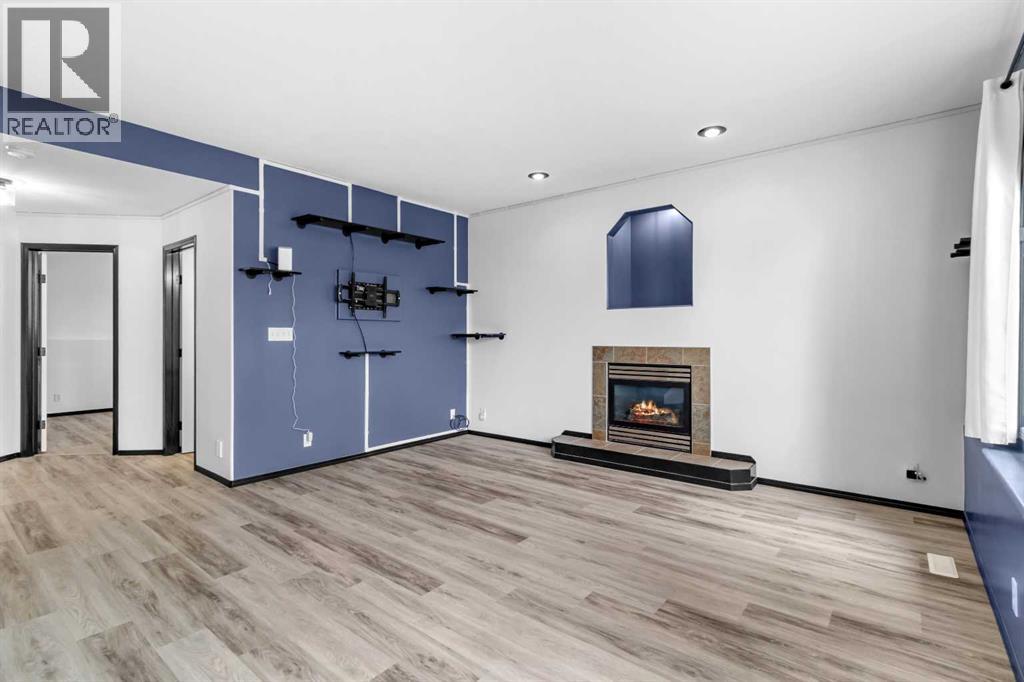 61 Premiere Crescent — photo 19