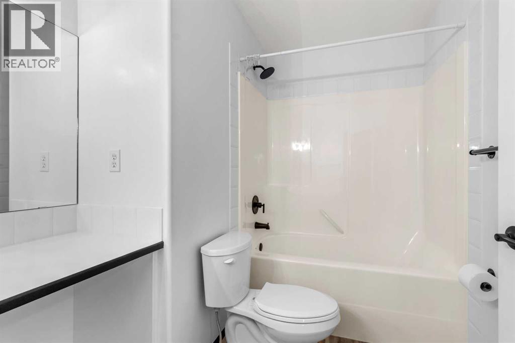 61 Premiere Crescent — photo 26