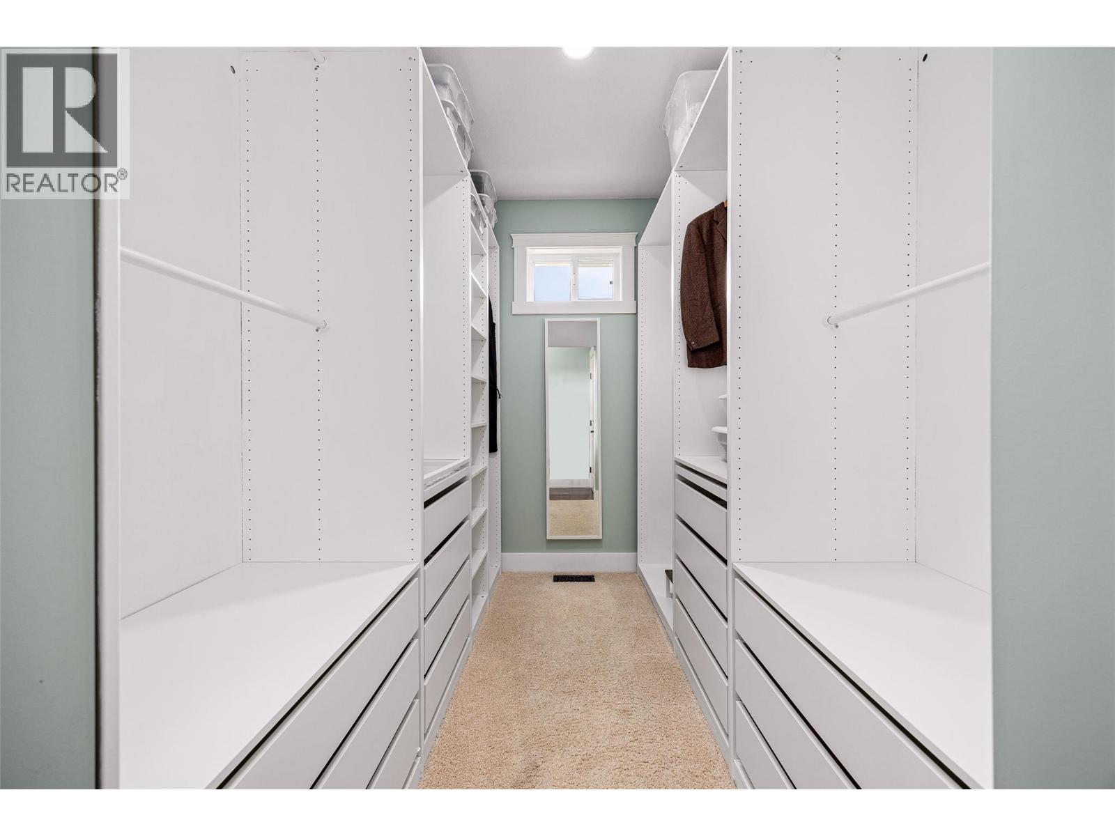 2584 Lucinde Road - 37