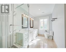 9 Highland Court, Aurora, ON L4G2S9 Photo 23