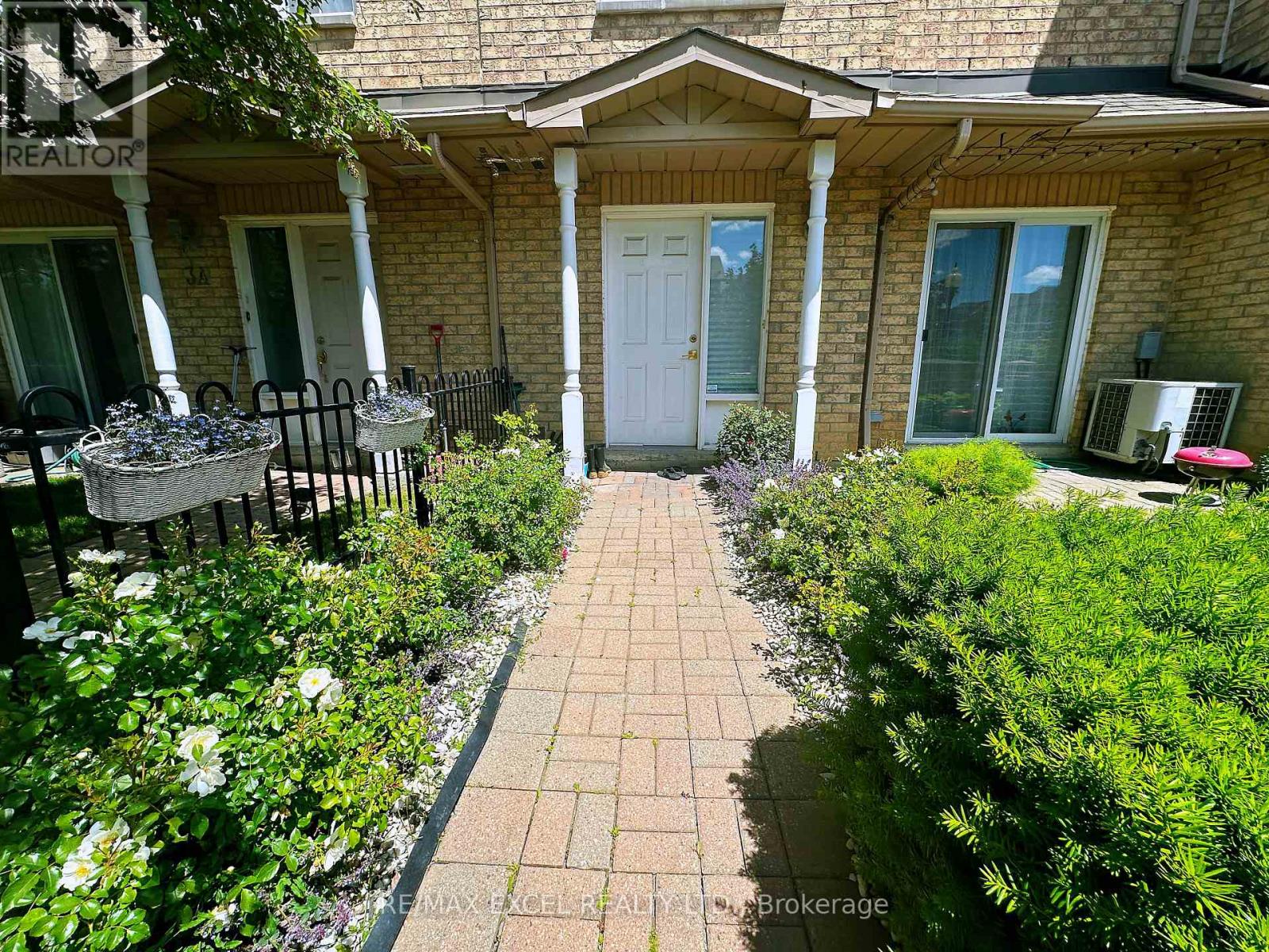#3 10 COX BOULEVARD - 6