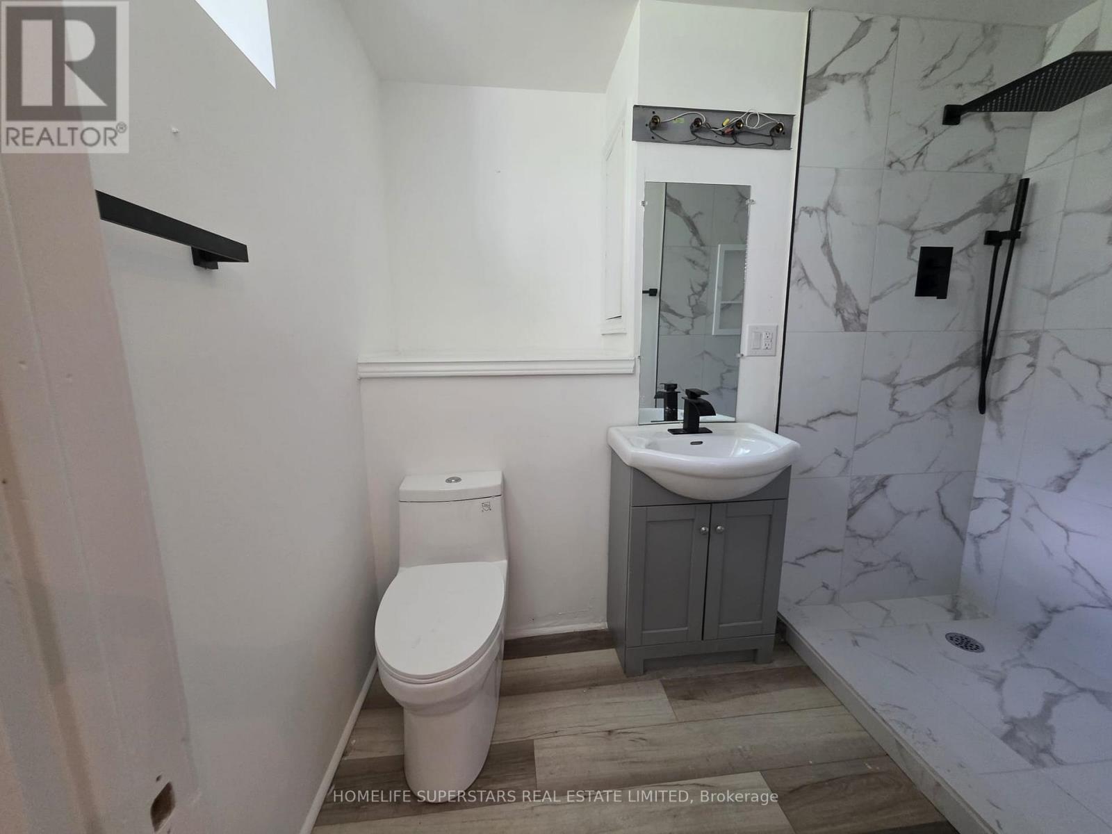 103 ARDEN AVENUE - 12