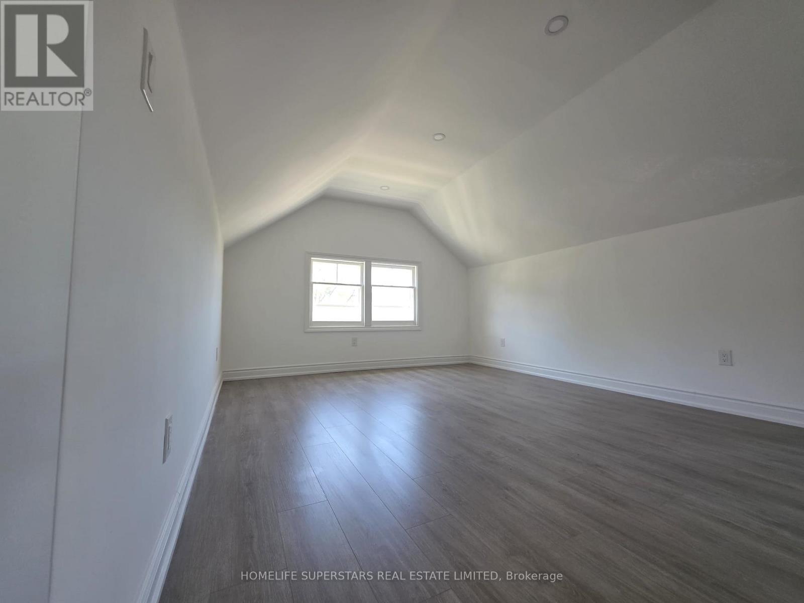 103 ARDEN AVENUE - 21