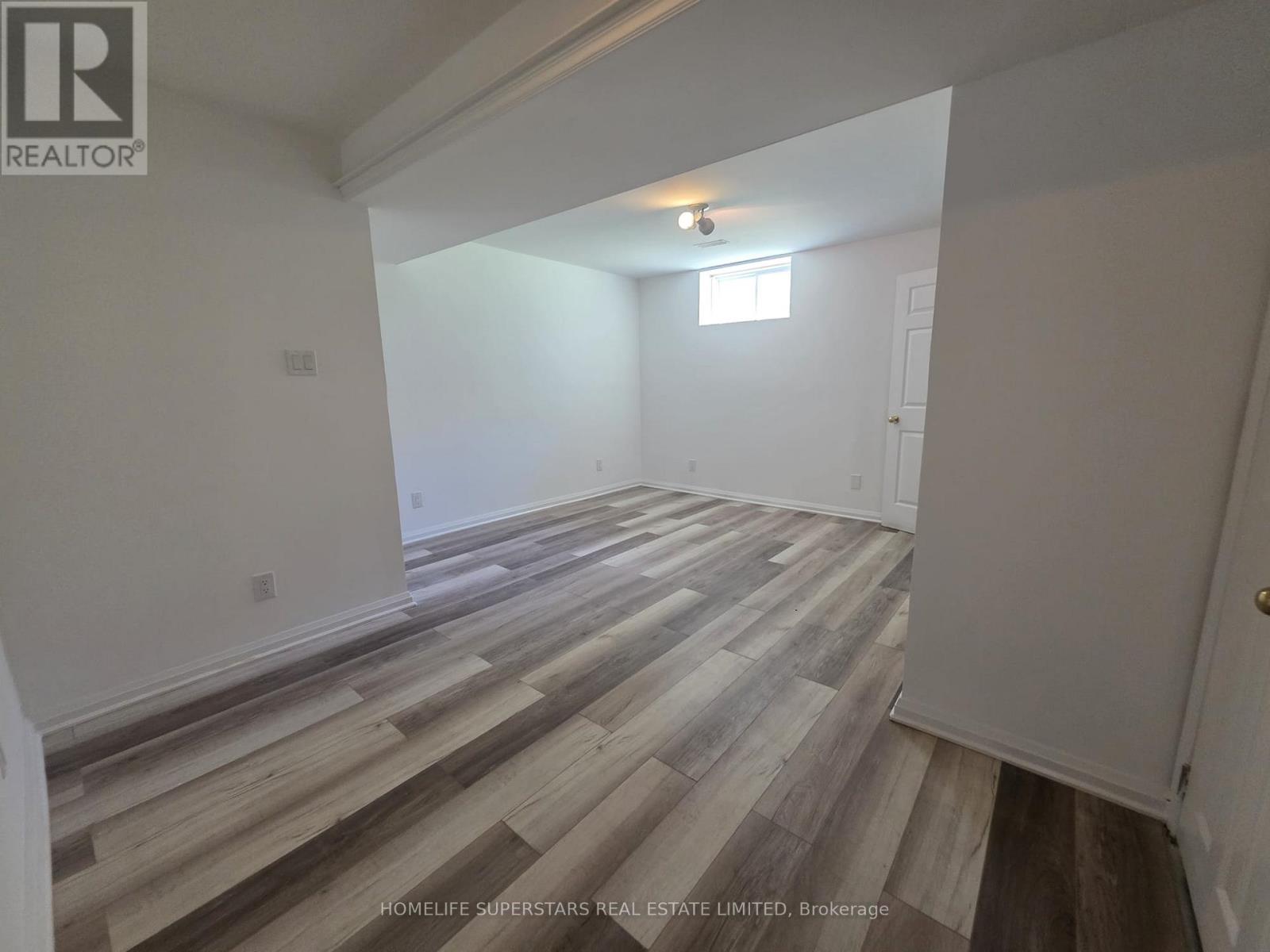 103 ARDEN AVENUE - 24