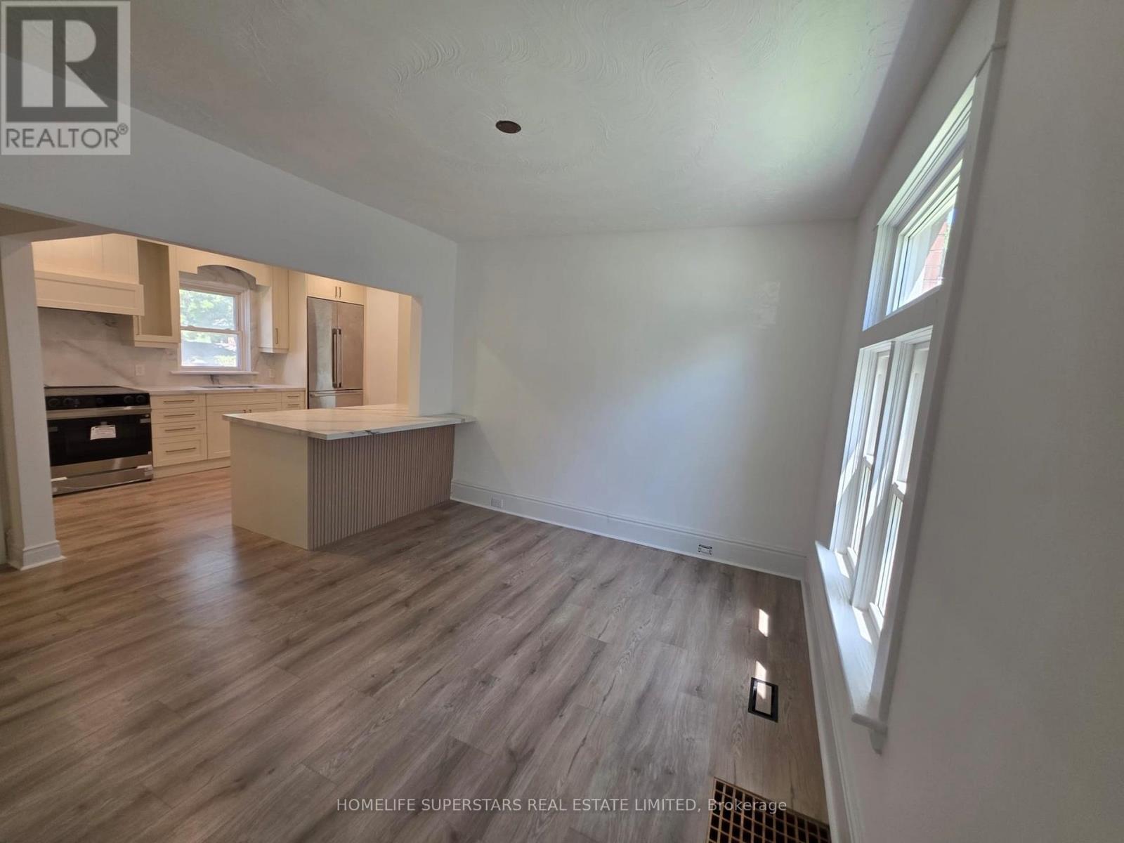 103 ARDEN AVENUE - 9