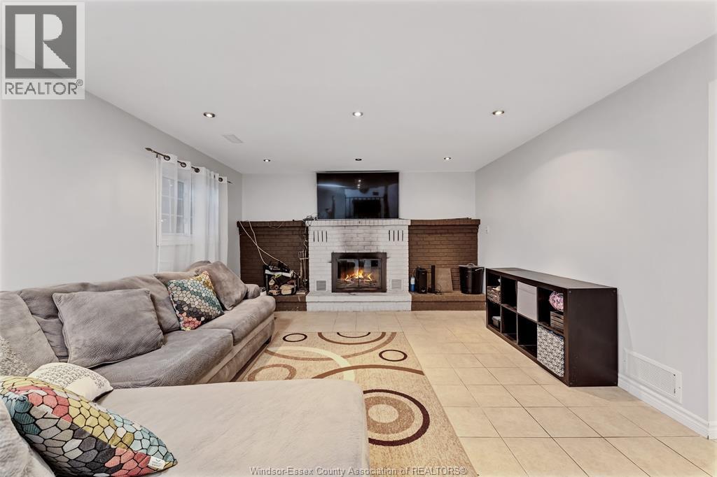 1723 HOMESTEAD LANE - 17