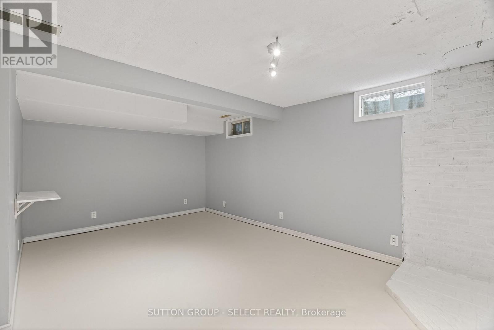 461 CLEVELAND AVENUE - 32