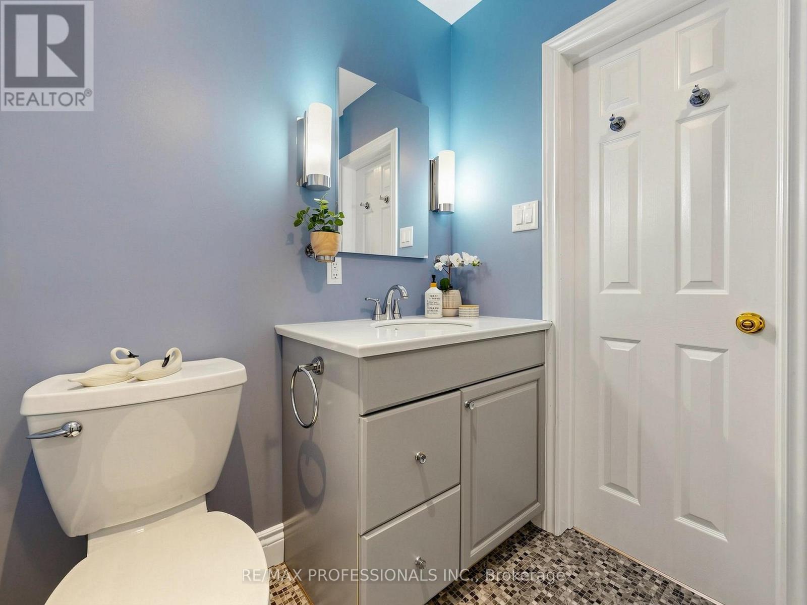 19 DAVELAYNE ROAD - 14