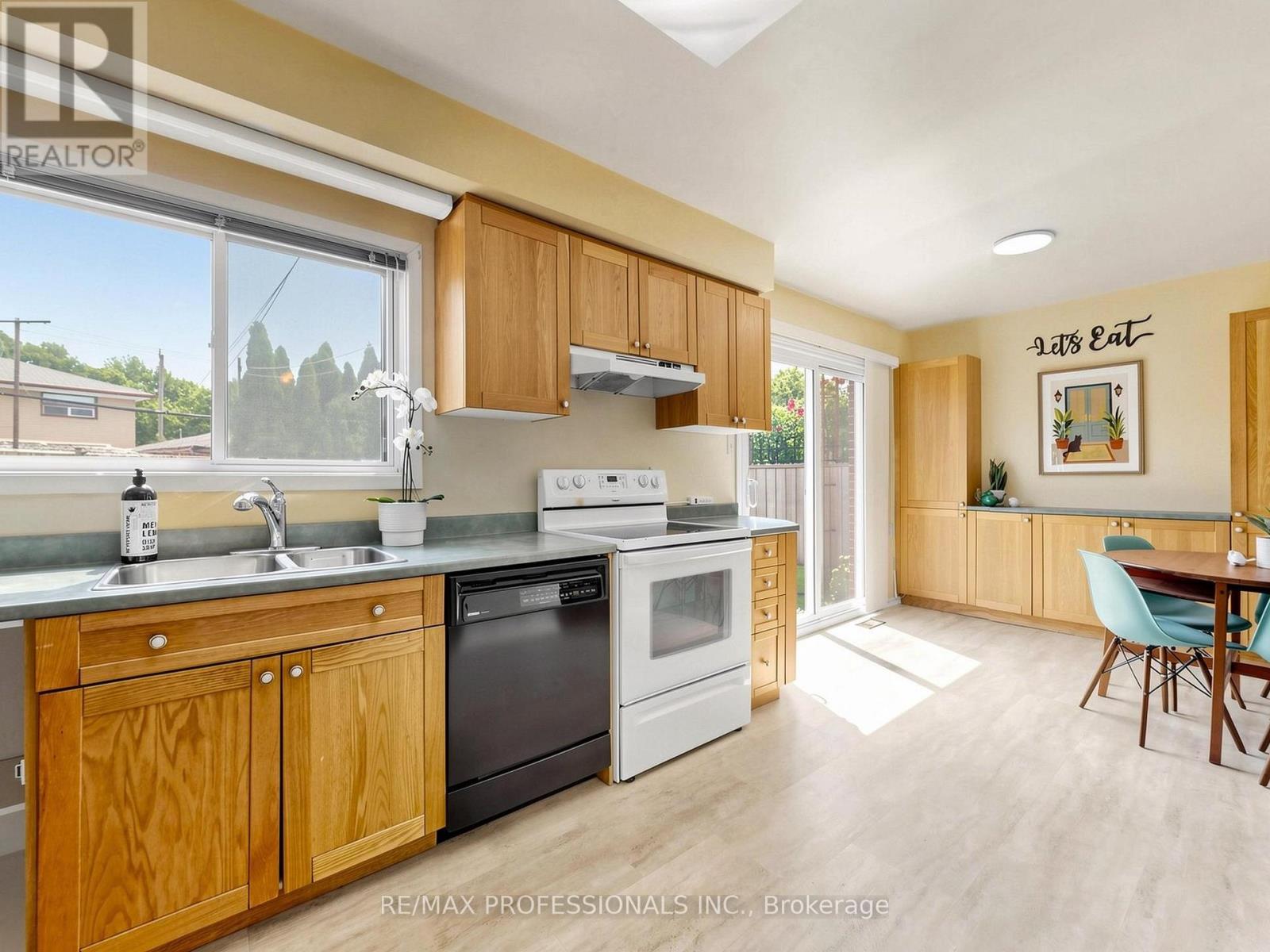 19 DAVELAYNE ROAD - 6