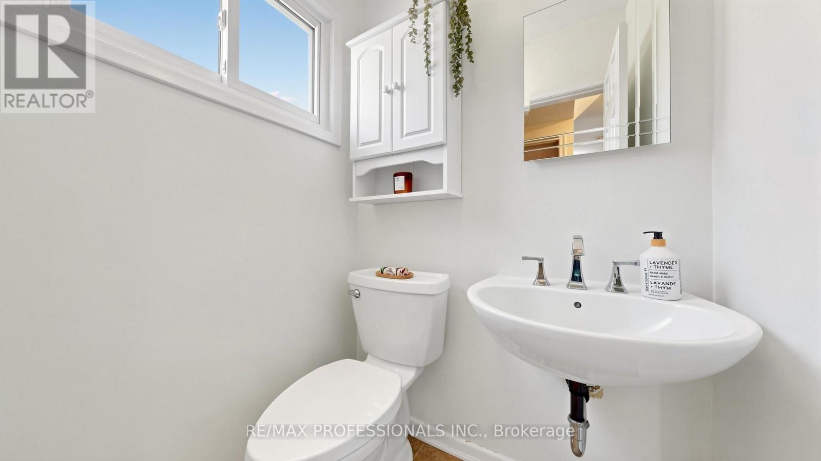 19 DAVELAYNE ROAD - 9