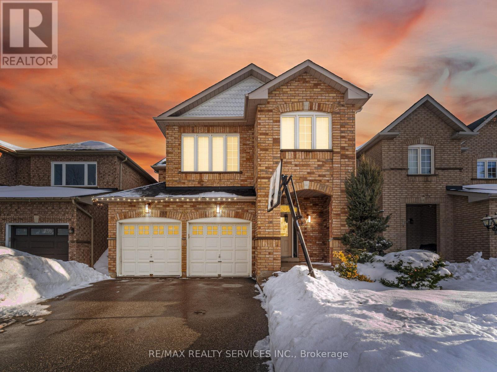 33 SEWELLS LANE - 3